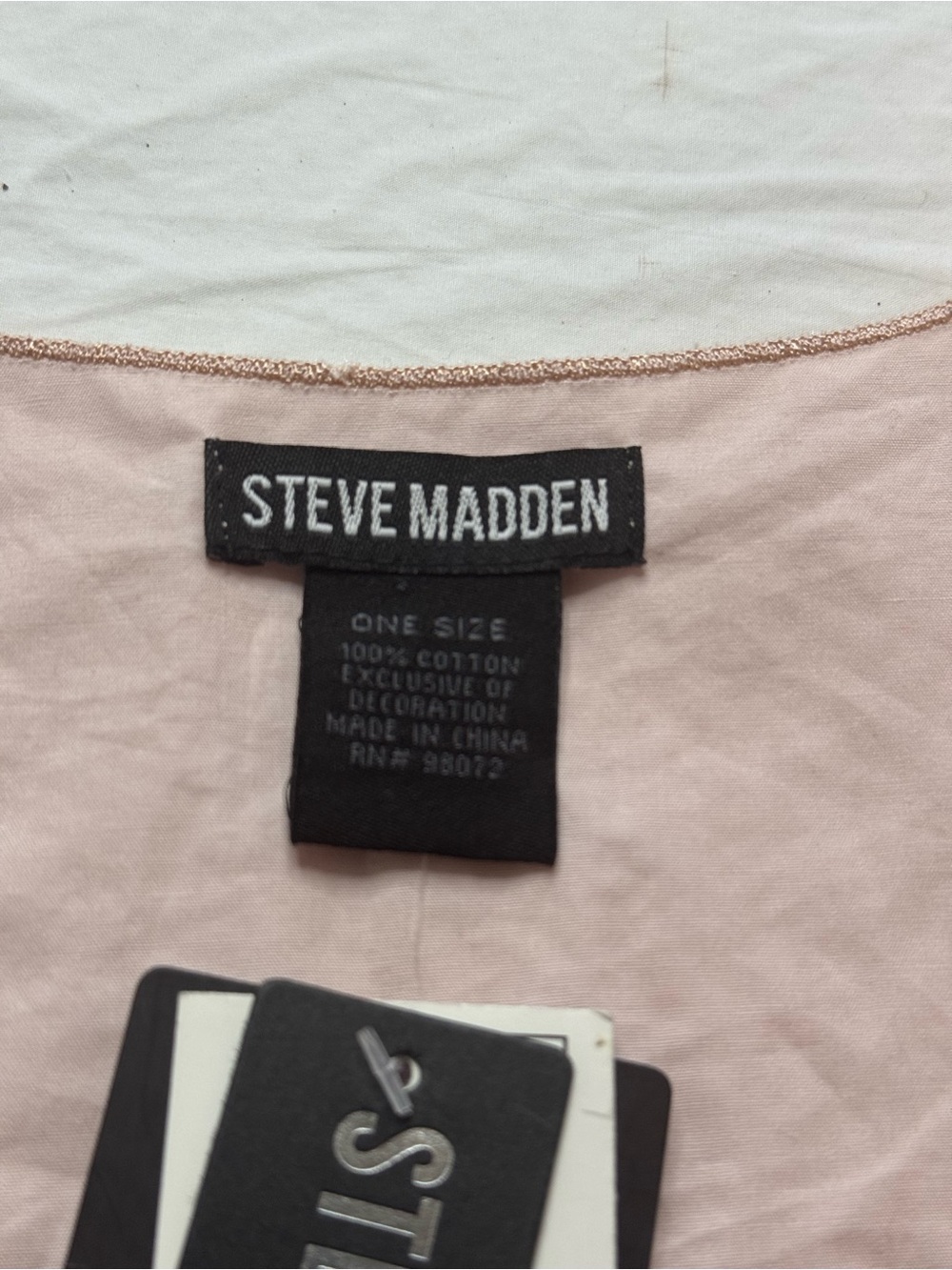 Steve Madden - Blush Scalloped Eyelet Cotton Pearl Trim Detachable Collar - Picture 8 of 9